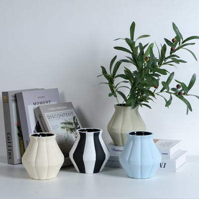 Simple Creative Petal Ceramic Vase